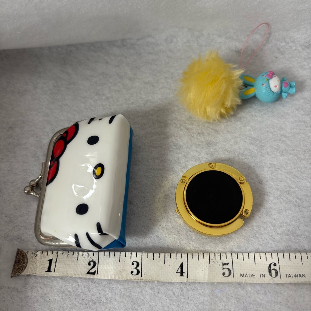 SOLD SET OF 3 HELLO KITTY Kiss Lock Pouch Keychain Bag Gold Hanger Bunny Charm - Picture 5 of 15